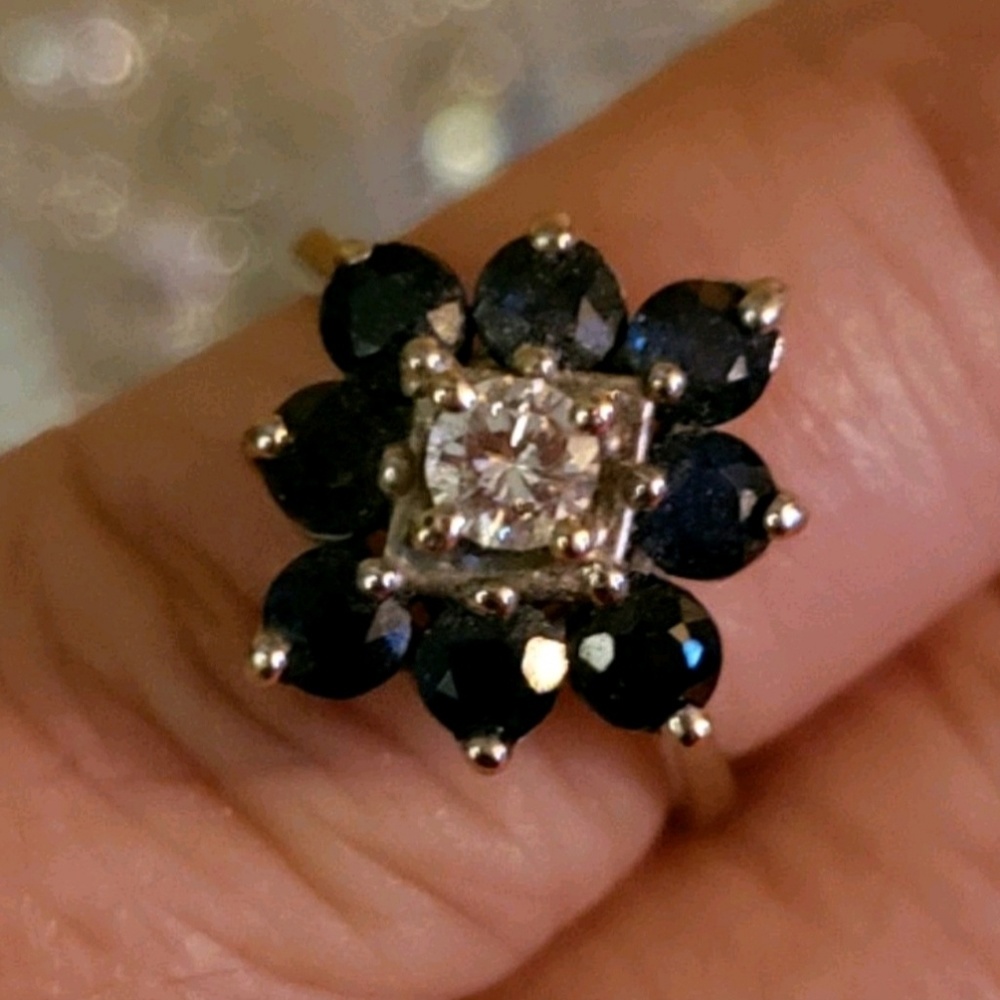 Estate-white gold natural sapphire & Diamond ring